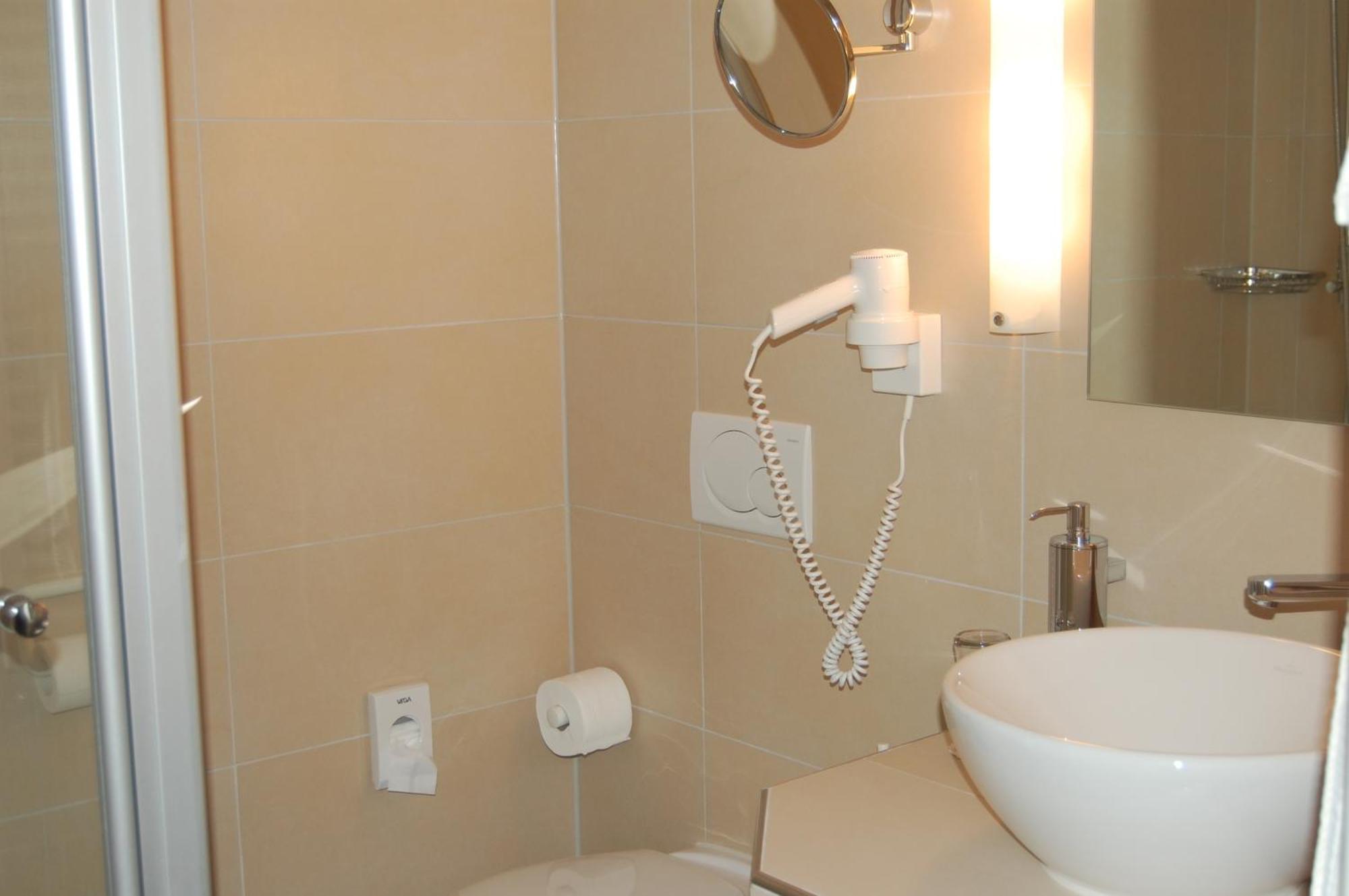 Metzgerei Gasthof Romantik Hotel Der Millipp Beilngries Exteriör bild