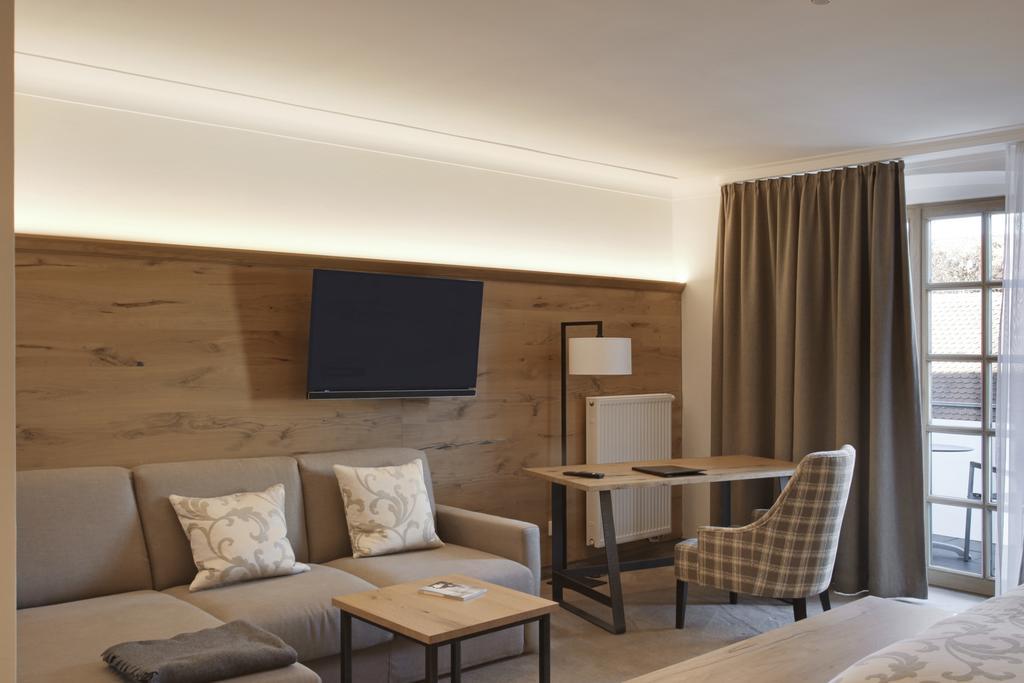 Metzgerei Gasthof Romantik Hotel Der Millipp Beilngries Exteriör bild